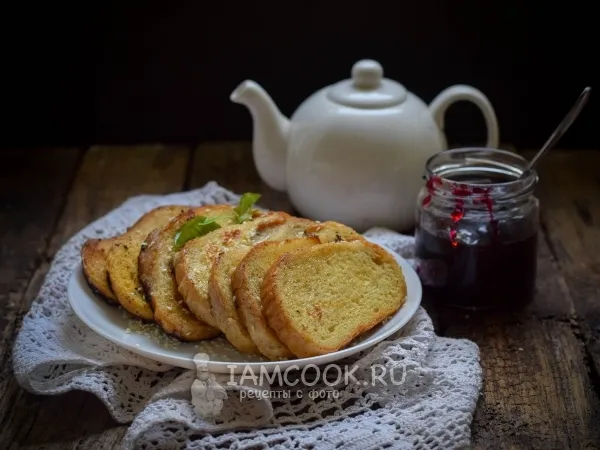 Фото блюда: Сладкие гренки из батона с молоком и яйцом