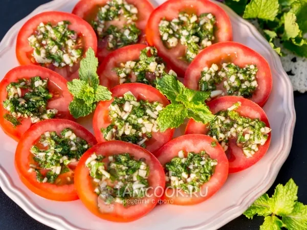 Фото блюда: Закуска из помидоров с чесноком