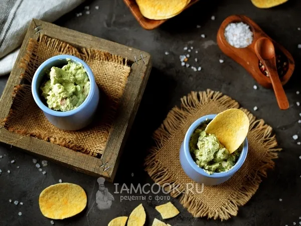 Фото блюда: Дип из печени трески с авокадо и творожным сыром