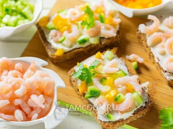 Фото готового блюда: Бутерброды с креветками