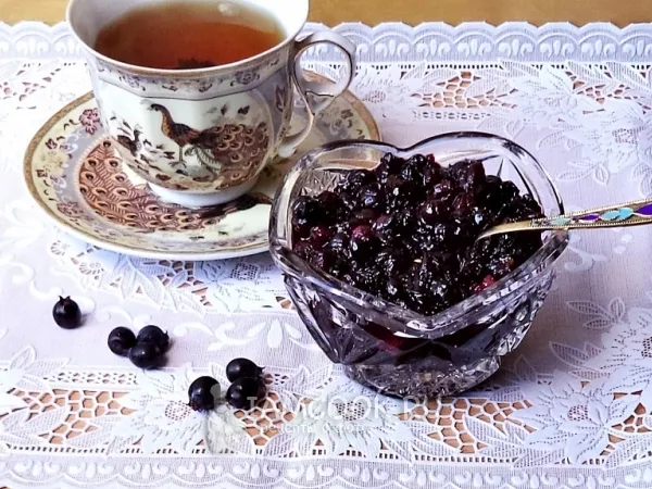 Фото готового блюда: Варенье из ирги