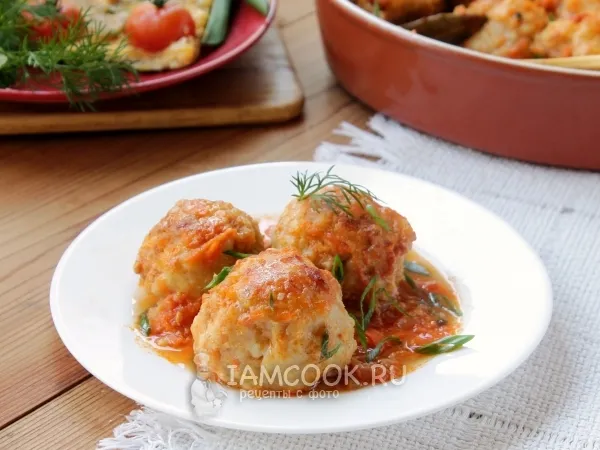 Фото готового блюда: Рыбные тефтели в томатном соусе