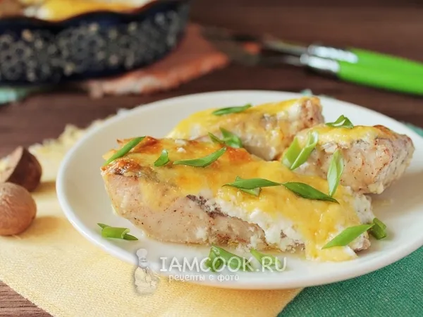 Фото блюда: Судак в сметане в духовке