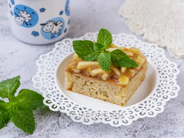 Фото блюда: Пирог на йогурте с яблоками и желатином