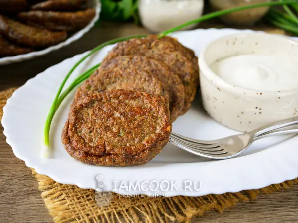 Фото блюда: Печеночные оладьи с сыром