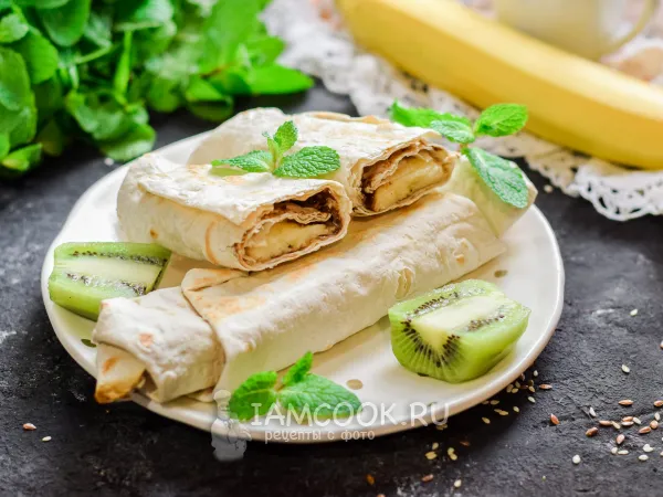 Фото готового блюда: Банан с шоколадом в лаваше