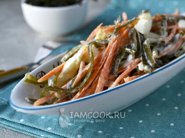 Фото готового блюда: Салат «Фантазия» с морской капустой