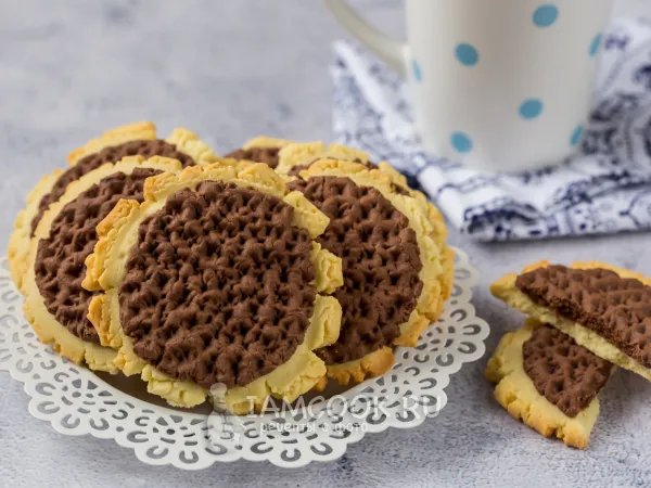 Фото готового блюда: Печенье «Подсолнухи»