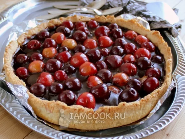 Фото готового блюда: Песочный пирог с фруктами