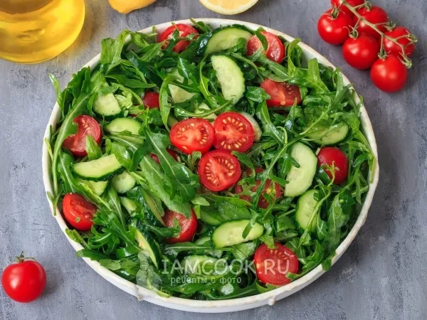 Фото блюда: Салат с рукколой, помидорами и огурцами