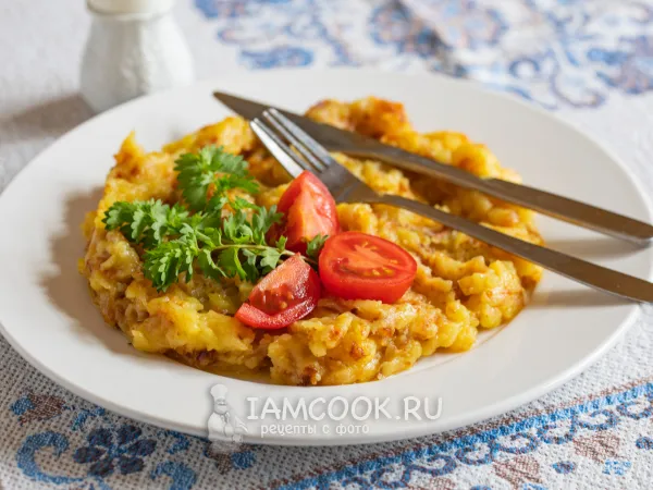 Фото готового блюда: Картошка с сыром на сковороде