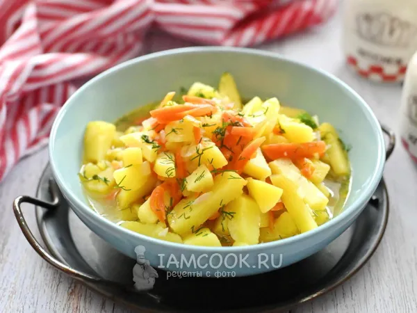 Фото готового блюда: Тушеная картошка на курином бульоне