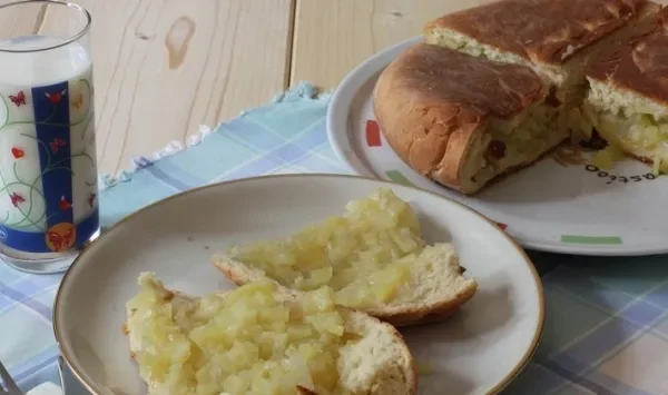 Фото блюда: Пирог с сырой картошкой