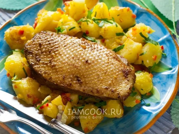 Фото блюда: Филе утки с картошкой в духовке