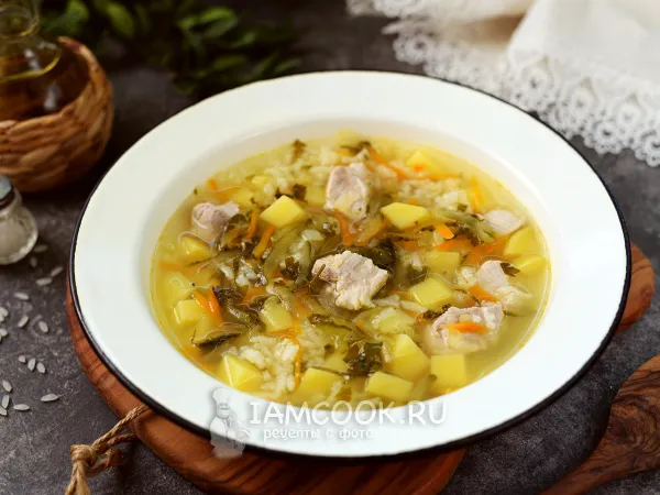 Фото готового блюда: Рассольник со свининой, рисом и солеными огурцами