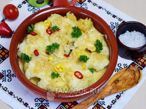 Фото блюда: Цветная капуста, запеченная в духовке с сыром