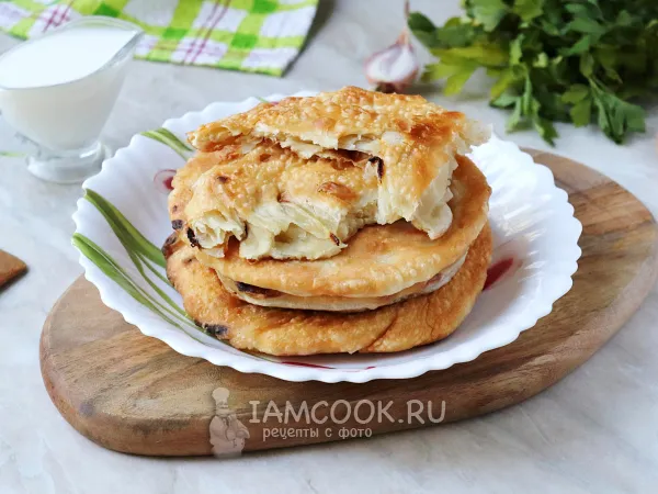 Фото блюда: Катлама с луком на сковороде (узбекская кухня)