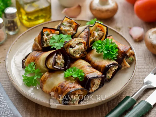 Фото блюда: Рулетики из баклажанов с грибами