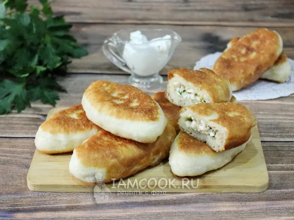 Фото готового блюда: Пирожки с тунцом (жареные)