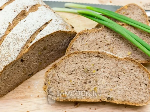 Фото готового блюда: Пшенично-ржаной хлеб с орехами