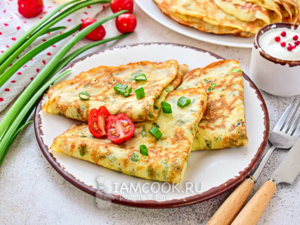Фото блюда: Блины с зеленым луком и сыром
