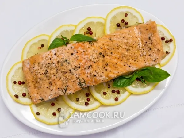 Фото готового блюда: Семга, запеченная в духовке