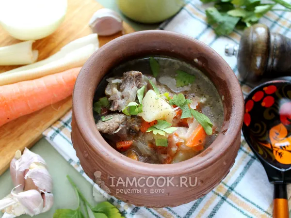 Фото блюда: Старорусские щи из квашеной капусты с простоквашей