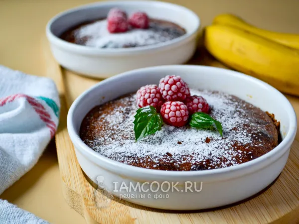 Фото блюда: Творожная запеканка с шоколадом и бананом