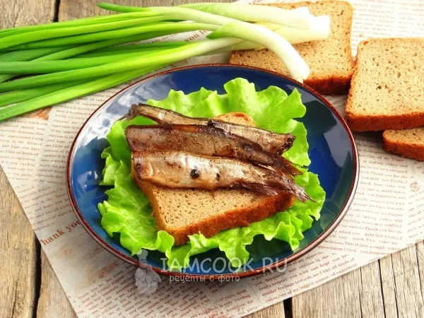 Фото блюда: Шпроты из мойвы в мультиварке