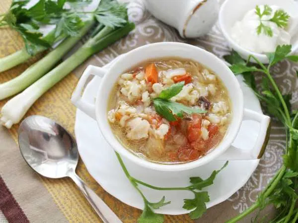 Фото блюда: Томленые щи из квашеной капусты в духовке