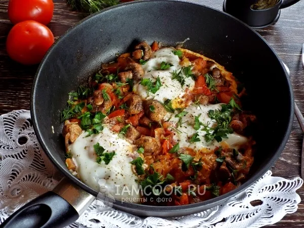 Фото готового блюда: Шакшука с грибами (с шампиньонами)