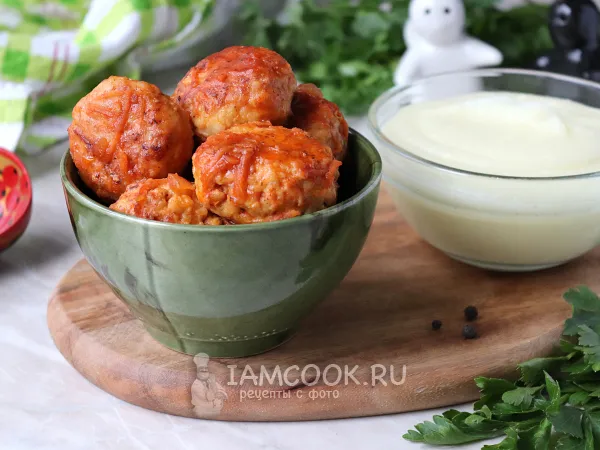 Фото готового блюда: Тефтели из индейки с булгуром