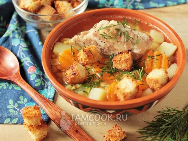 Фото готового блюда: Гороховый суп с запечёнными рёбрышками