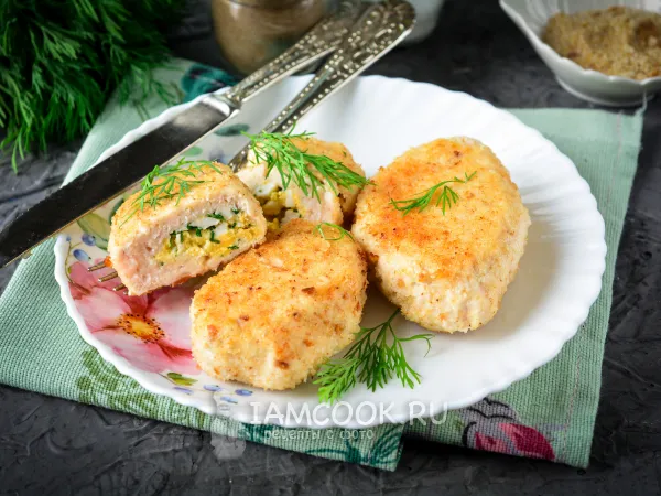 Фото готового блюда: Куриные зразы с яйцом