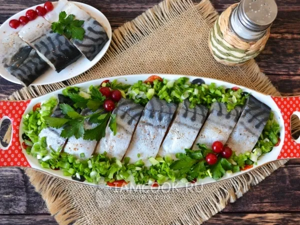 Фото готового блюда: Скумбрия сухого посола в домашних условиях