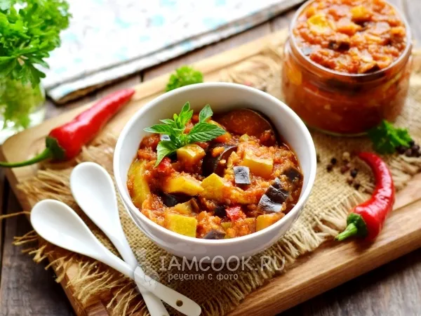 Фото блюда: Салат «Татарская песня» из кабачков и баклажанов