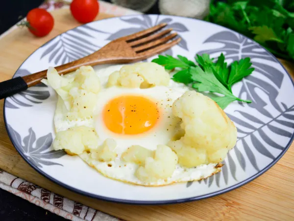 Фото блюда: Яичница с цветной капустой