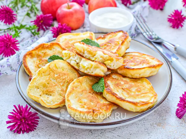 Фото блюда: Яблочные оладьи ПП
