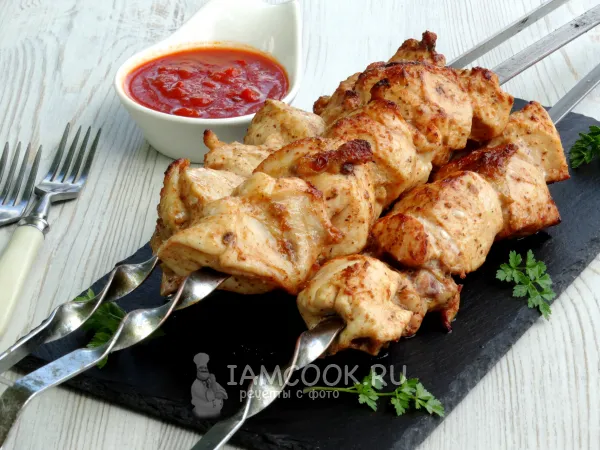 Фото готового блюда: Куриный шашлык с аджикой