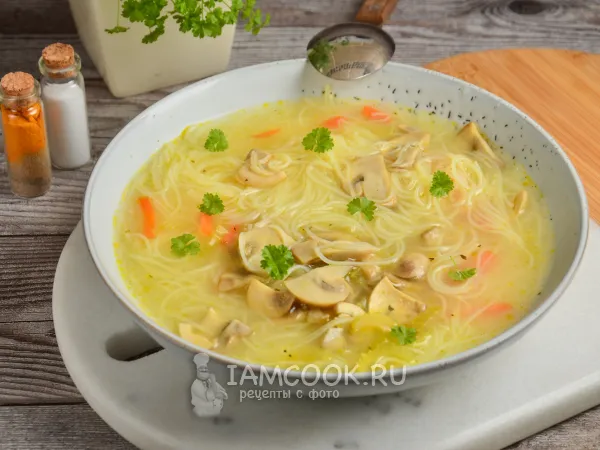 Фото блюда: Суп с рисовой лапшой и грибами