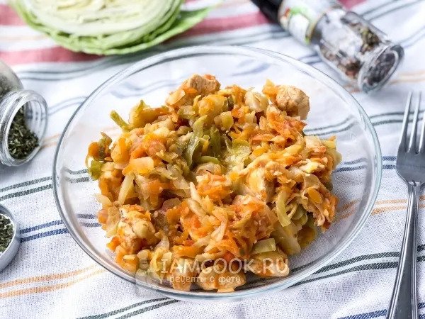 Фото готового блюда: Бигус с курицей в мультиварке