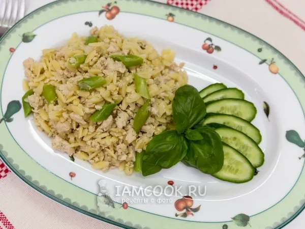 Фото блюда: Паста орзо с фаршем и стручковой фасолью