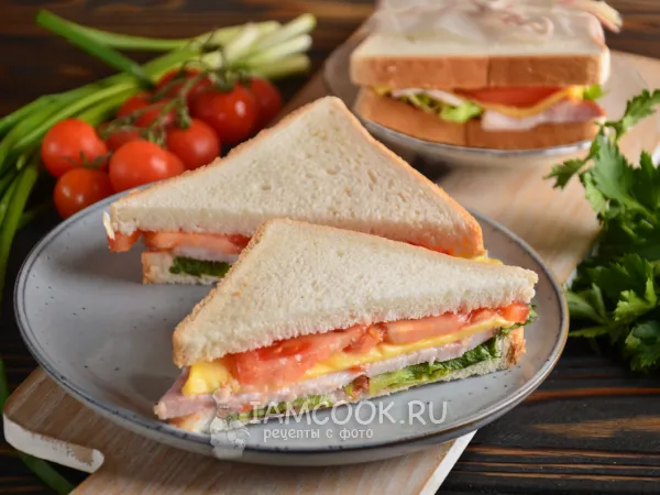 Фото готового блюда: Сэндвич с грудинкой