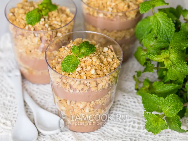 Фото готового блюда: Шоколадно-ореховый десерт