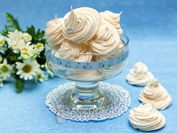 Фото готового блюда: Безе классическое