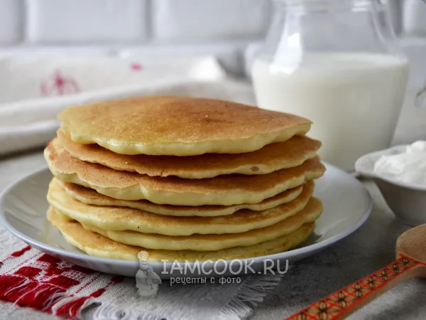 Фото готового блюда: Мордовские блины на манке (толстые дрожжевые)