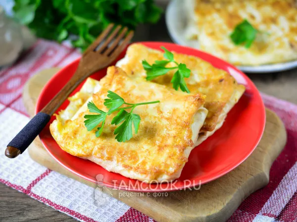 Фото готового блюда: Конвертики из лаваша с помидорами и сыром