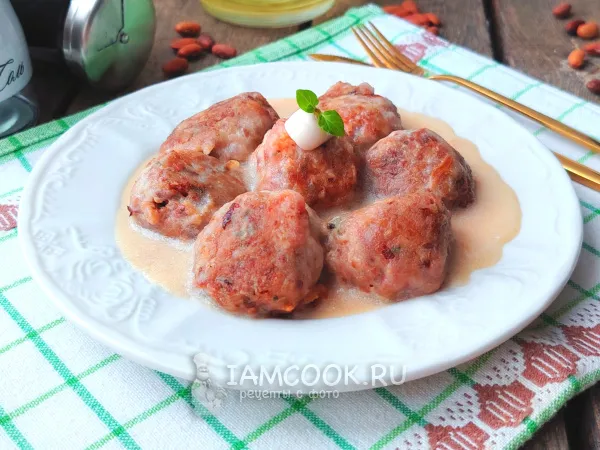 Фото готового блюда: Фрикадельки из фасоли