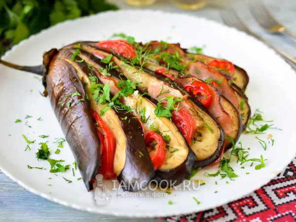 Фото блюда: Веер из баклажанов с ветчиной и сыром