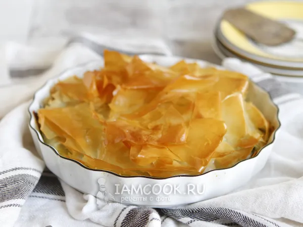 Фото блюда: Пирог из теста фило со шпинатом